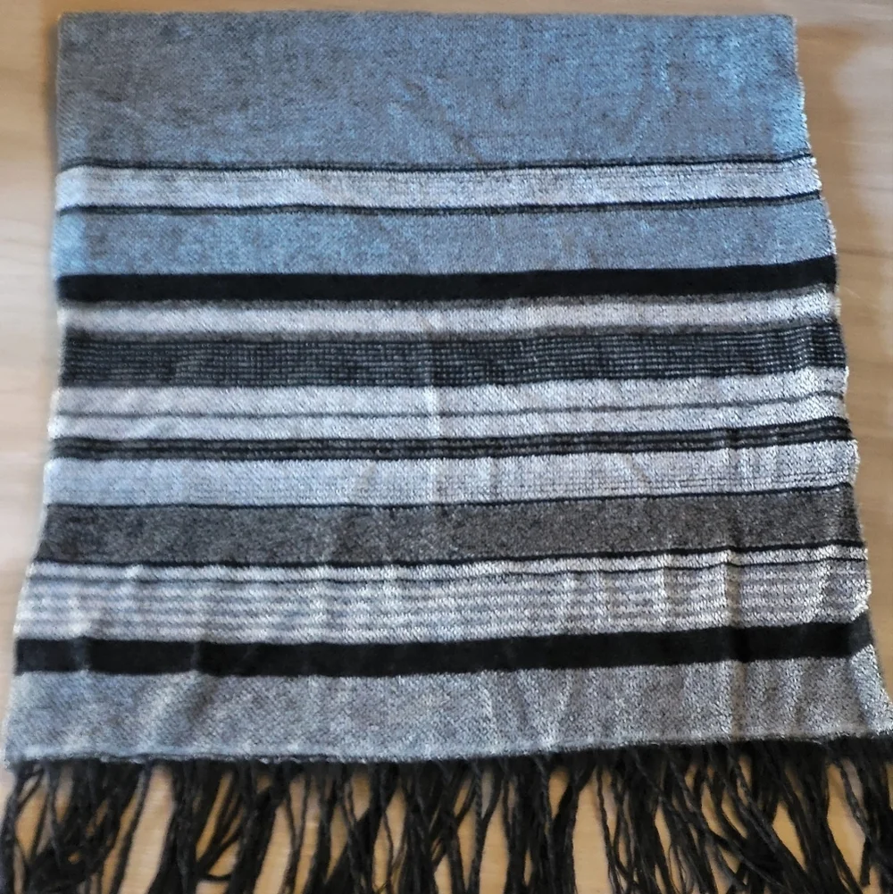Corrieri Ido, made in Italy, gray and black striped rectangular fringed scarf